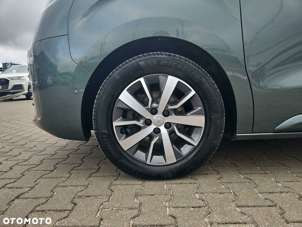 Toyota Proace Verso - 9