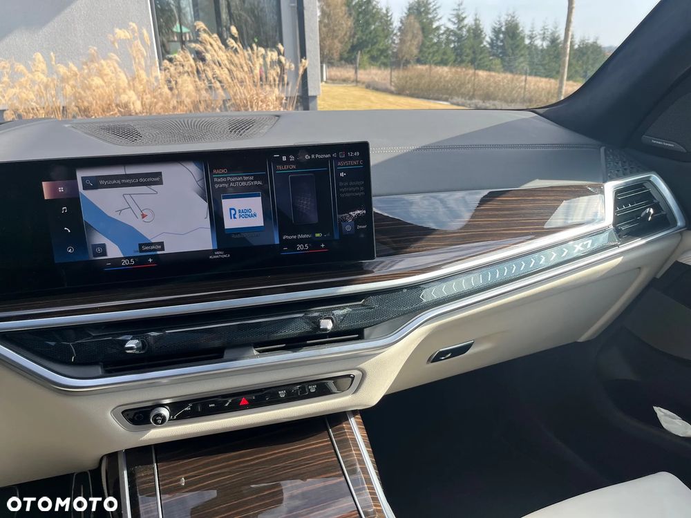BMW X7 - 12