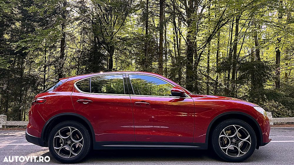 Alfa Romeo Stelvio 2.0 Turbo AWD AT8 Veloce - 19