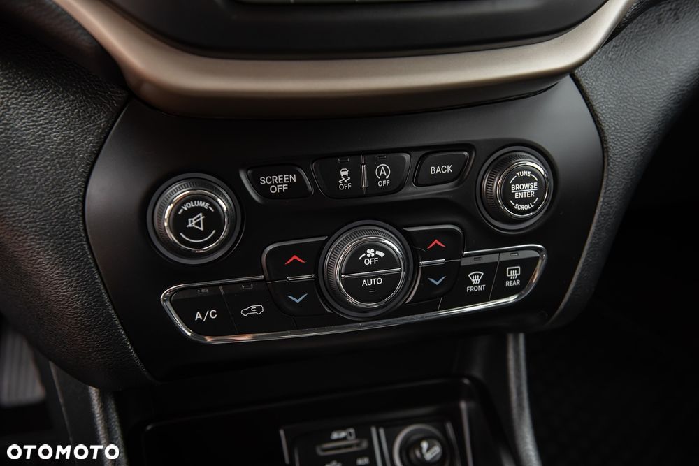 Jeep Cherokee 2.2 Multijet Active Drive II Automatik Limited - 25