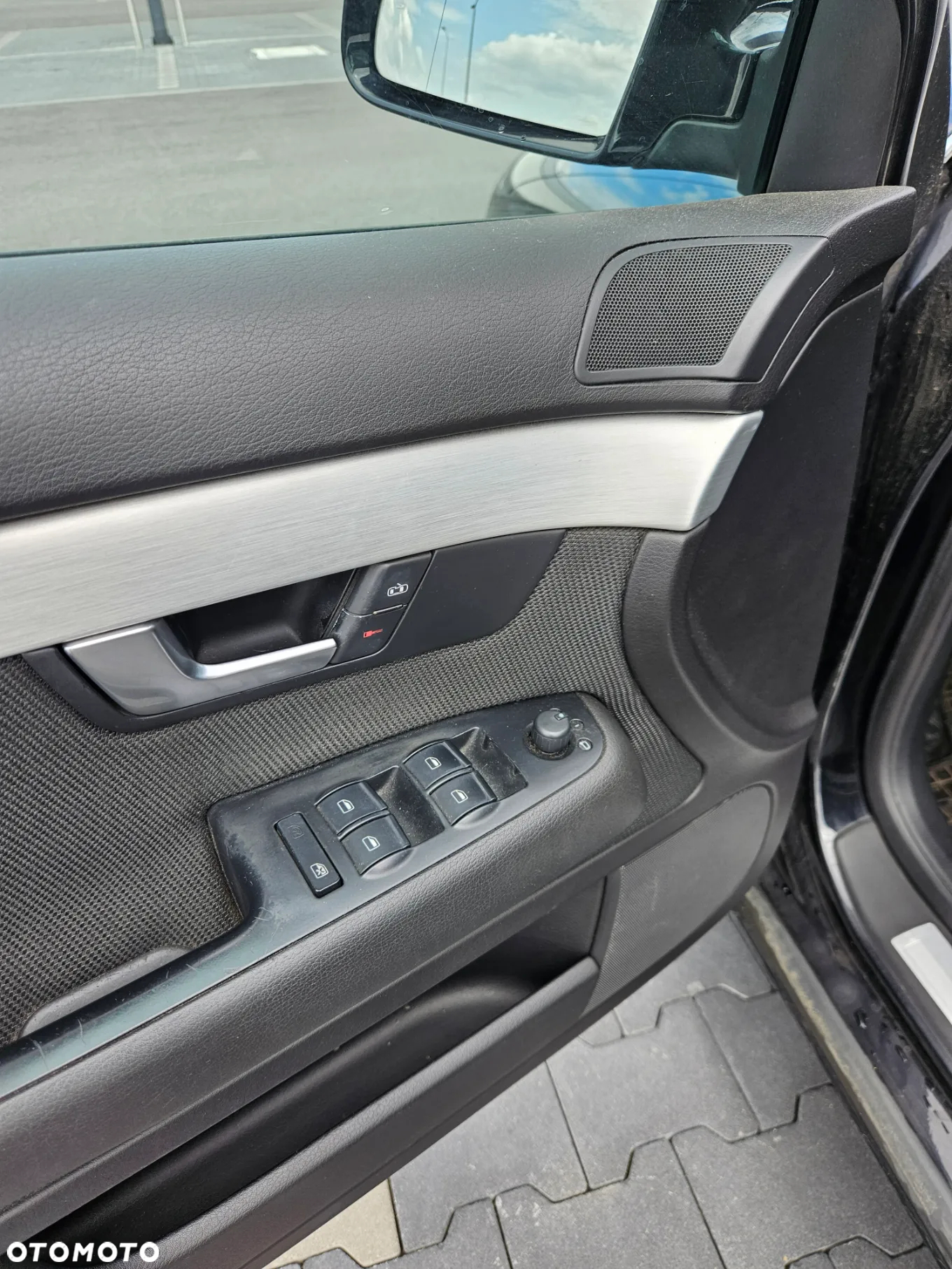 Audi A4 Avant 2.0T FSI - 11