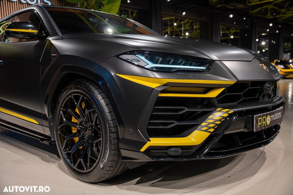 Lamborghini URUS - 6