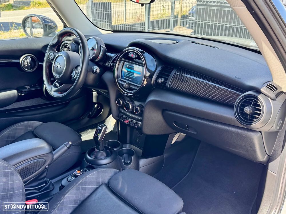 MINI 3 Portas Cooper SD Aut. - 10