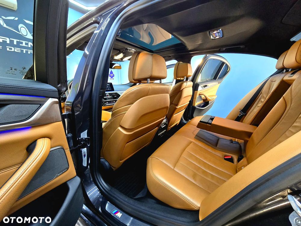 BMW Seria 5 530i - 17