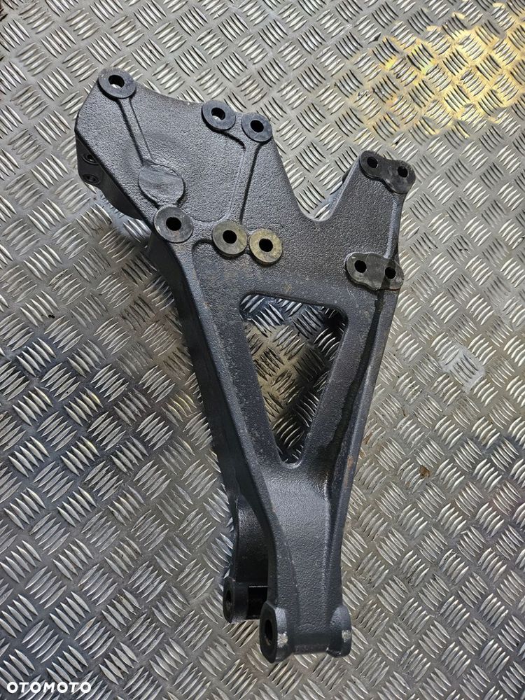 MOCOWANIE STABILIZATORA Mercedes Atego 1518 2017r - 2