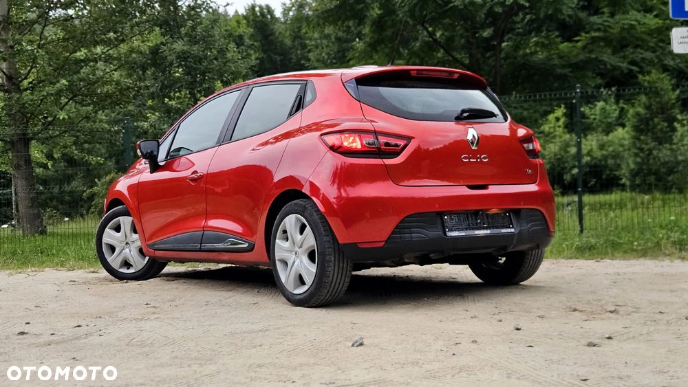 Renault Clio TCe 90 Limited - 15
