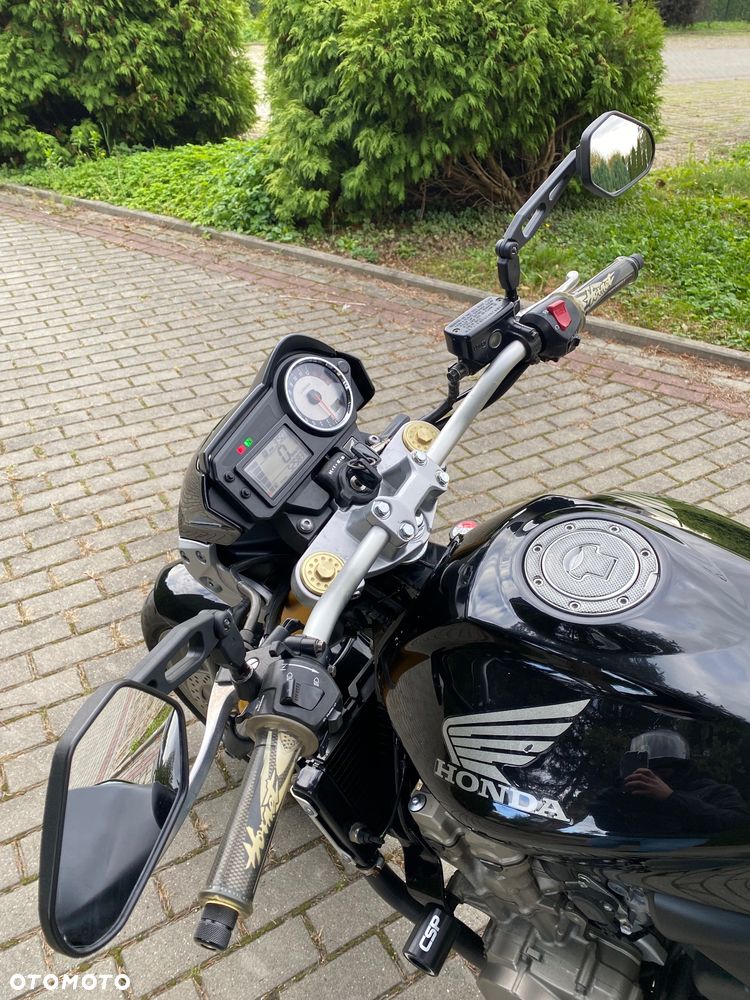 Honda Hornet - 4