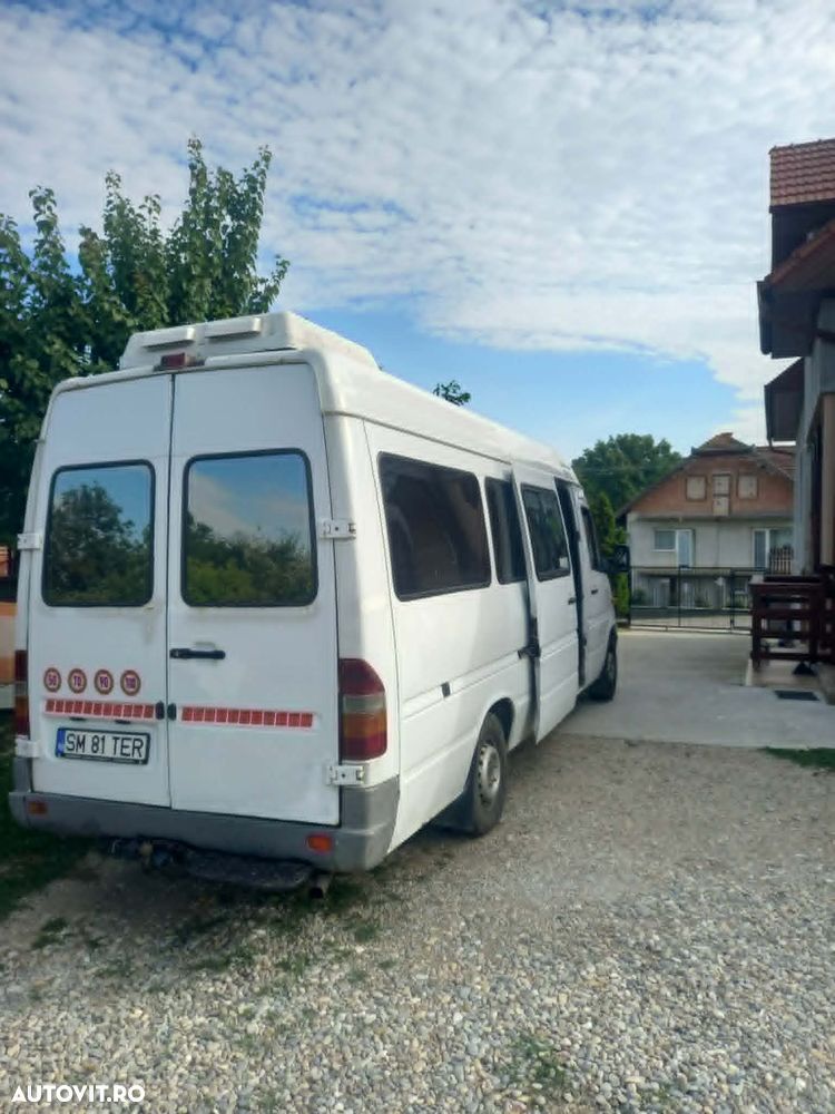 Mercedes-Benz Sprinter - 4
