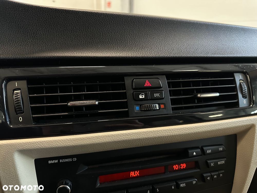 BMW Seria 3 320d DPF - 22