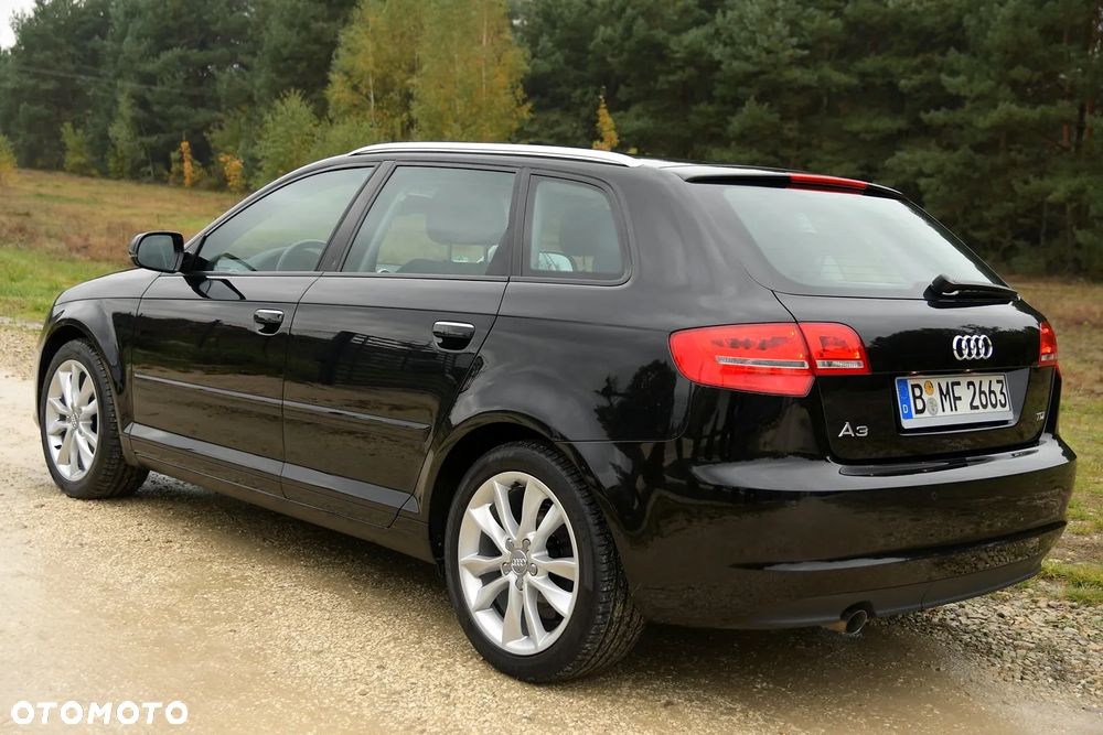 Audi A3 1.6 TDI ultra Attraction - 5