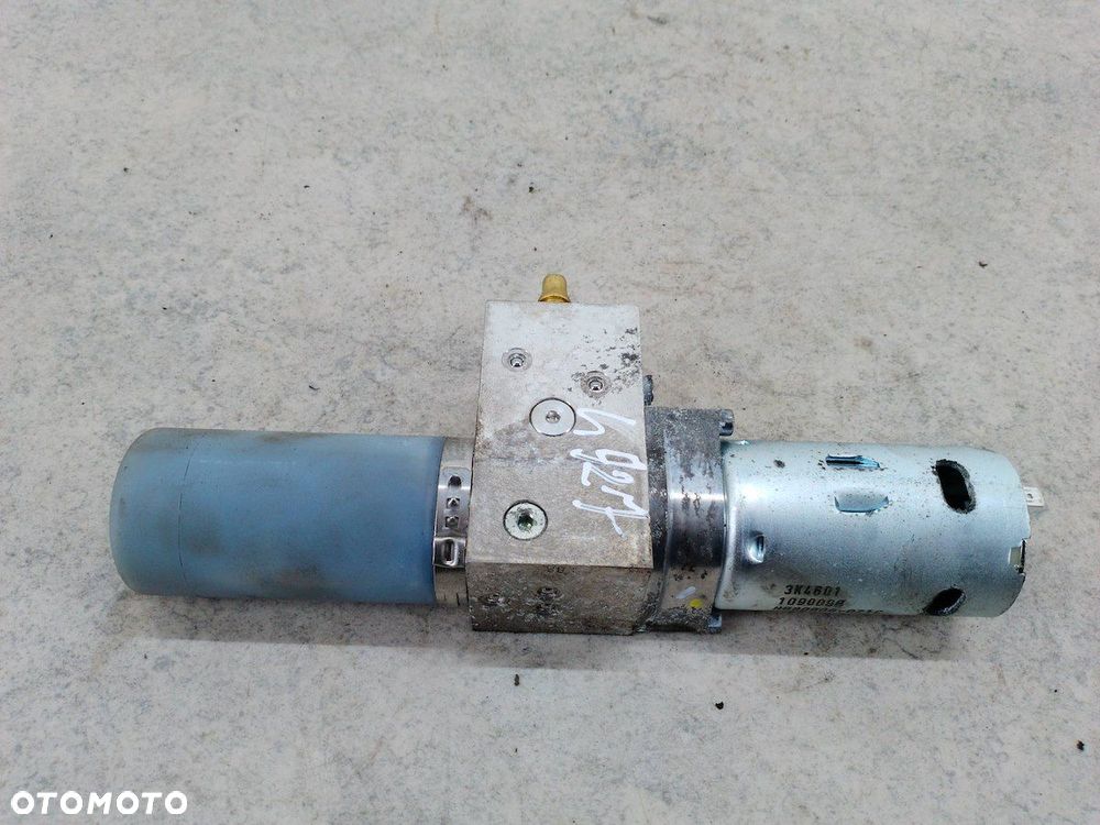 SILNICZEK DOCIĄGU KLAPY OPEL INSIGNIA A 1090096 HB80006-021C - 2