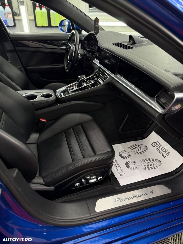 Porsche Panamera - 7