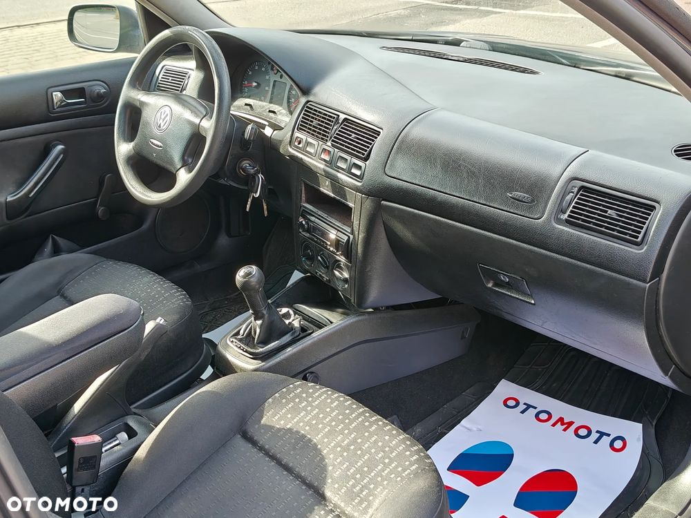 Volkswagen Golf IV 1.4 Comfortline - 17
