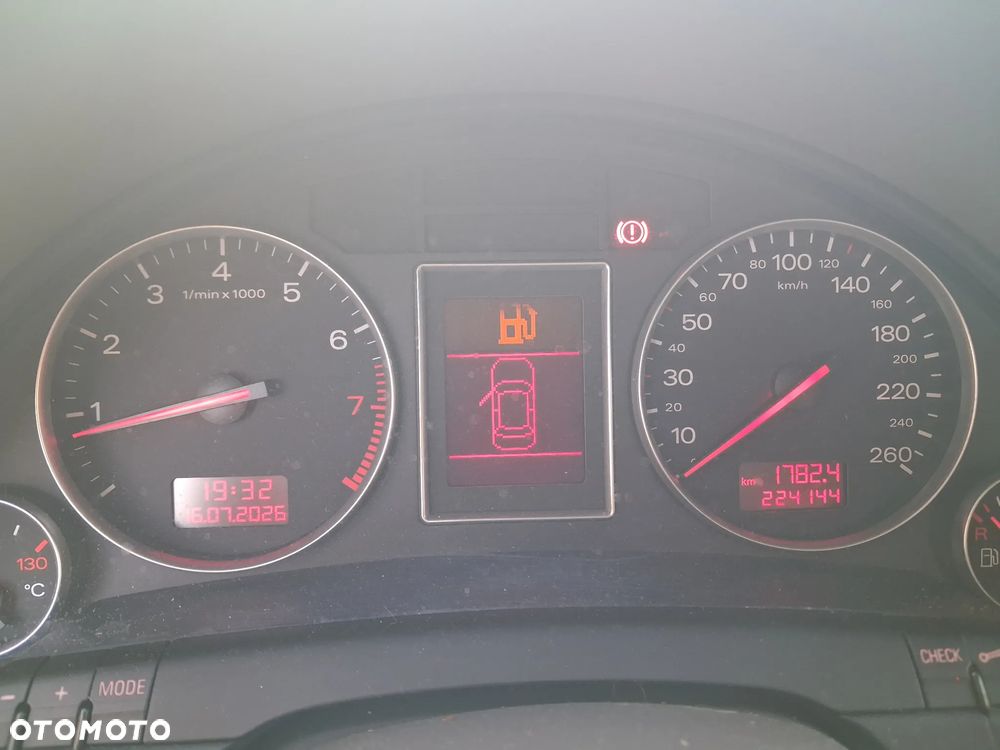 Audi A4 Limousine 2 - 9