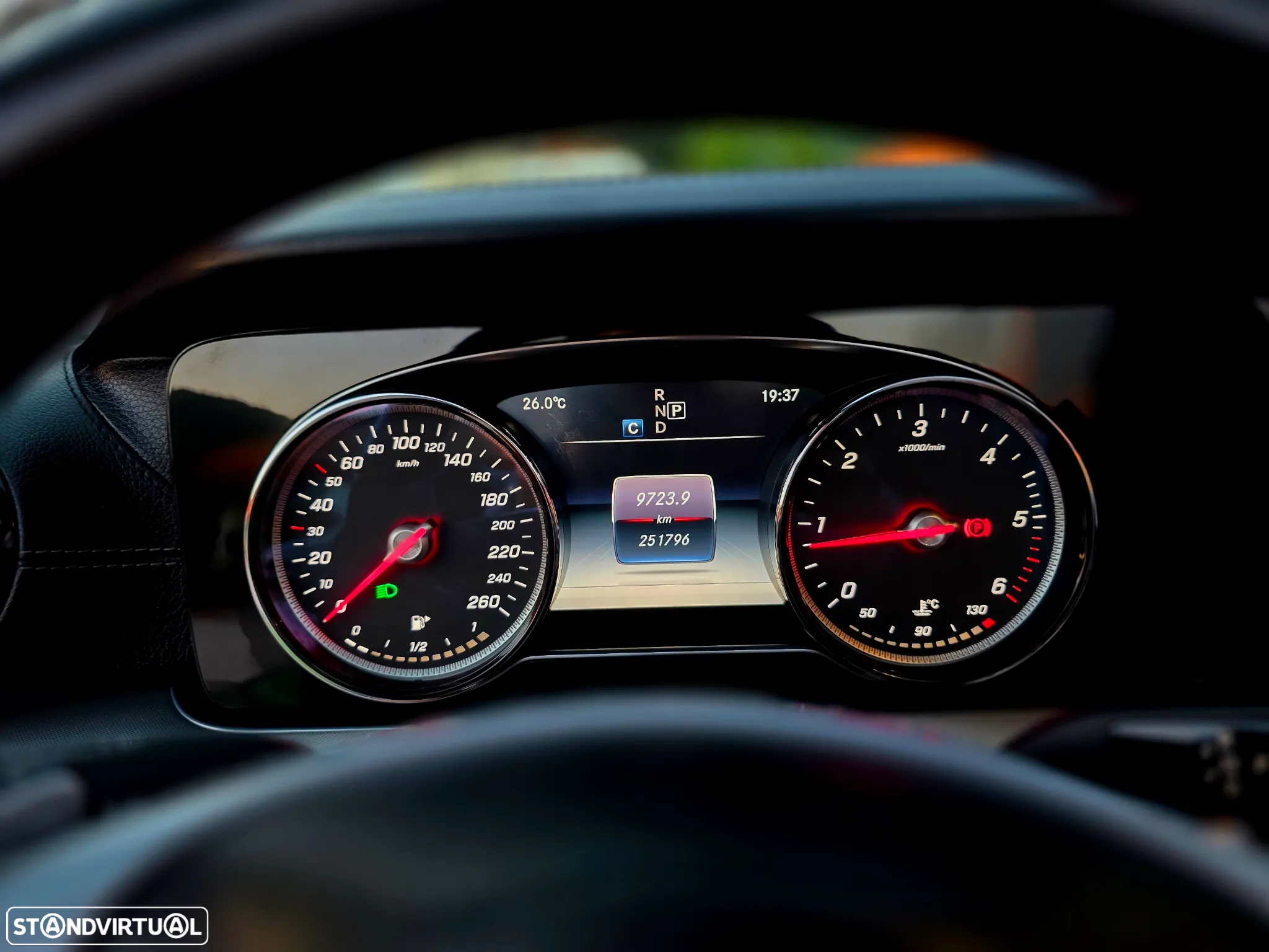 Mercedes-Benz E 220 d AMG Line Aut. - 29