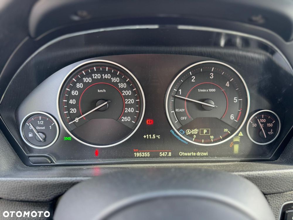 BMW Seria 3 318d Edition Luxury Line Purity - 13