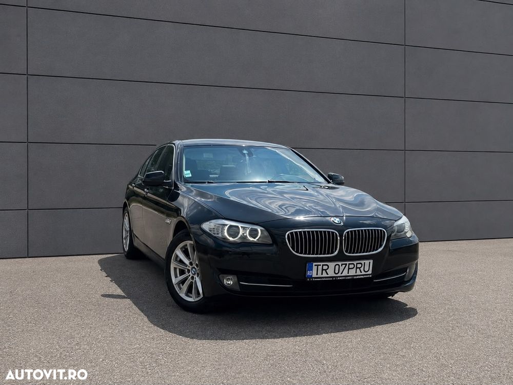 BMW Seria 5 525d xDrive Sport-Aut. - 2