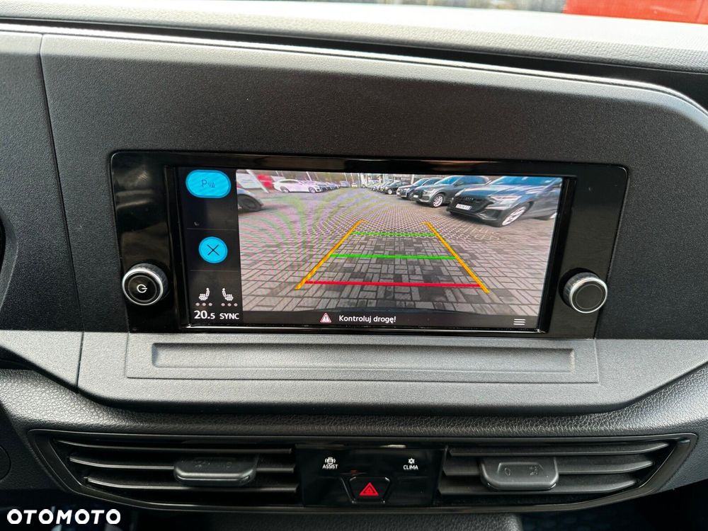 Volkswagen Caddy Maxi 2.0 TDI DSG - 21