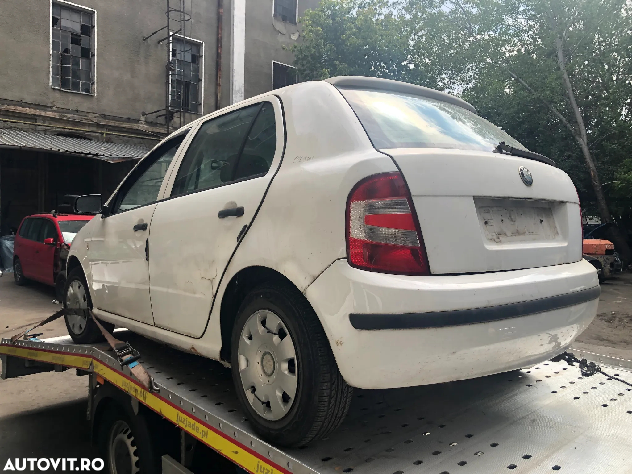 Haion spate cu luneta Skoda Fabia 1 alb hatchback 2006 - 2