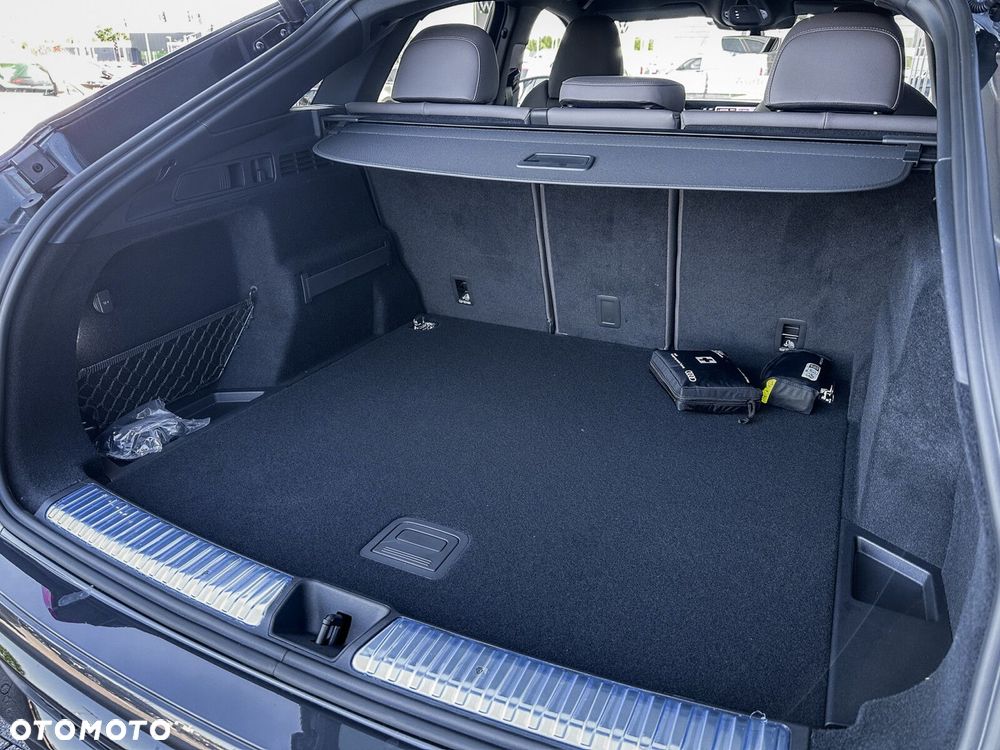Audi Q5 Sportback - 11