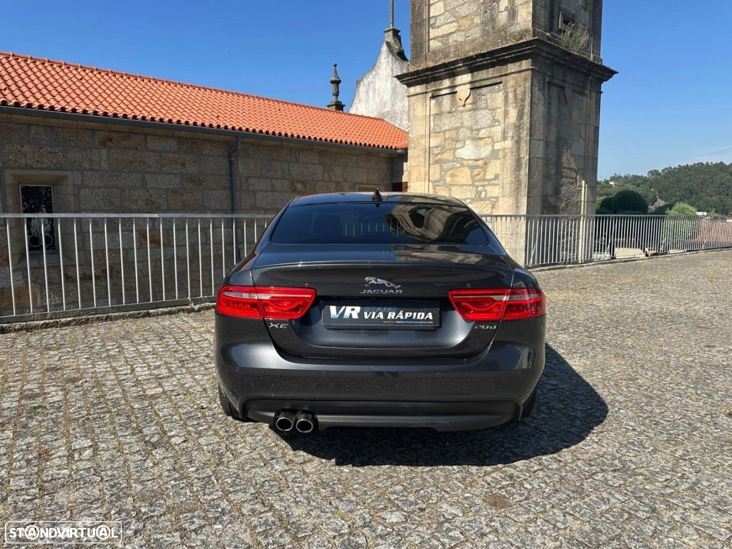 Jaguar XE 2.0 D R-Sport Aut. - 6