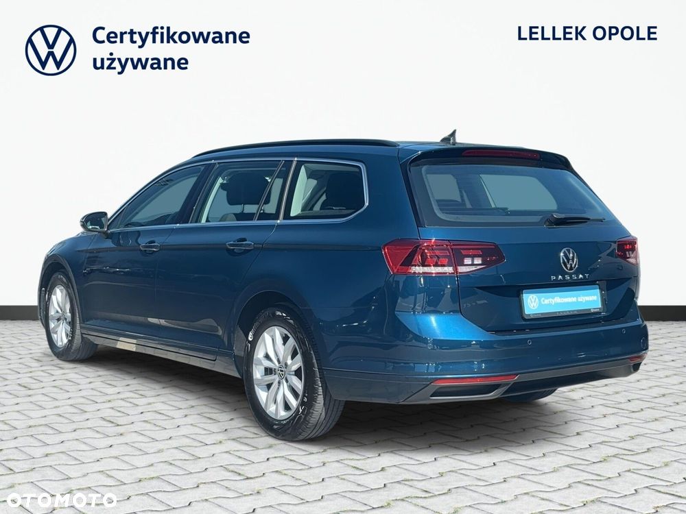 Volkswagen Passat Variant 2.0 TDI EVO Business DSG - 9