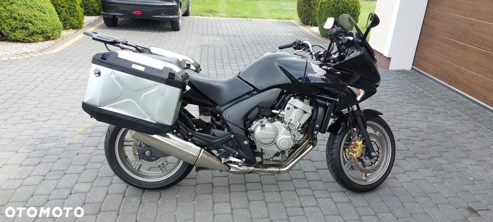 Honda CBF - 10
