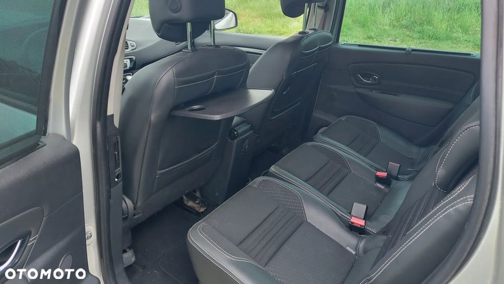 Renault Scenic - 9