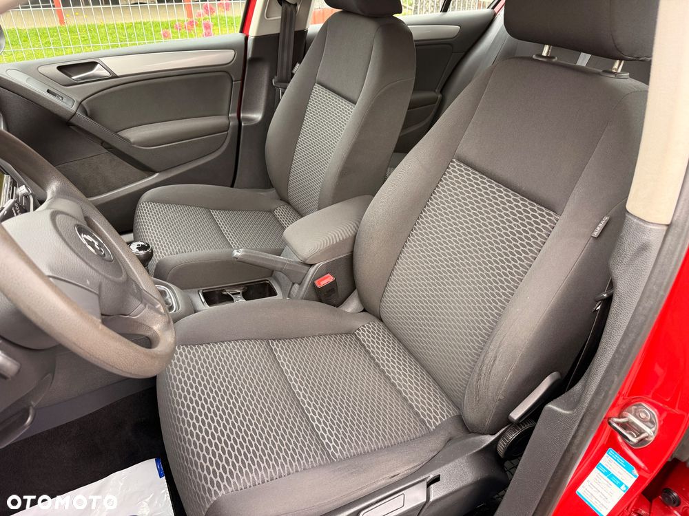 Volkswagen Golf 1.6 Comfortline - 19
