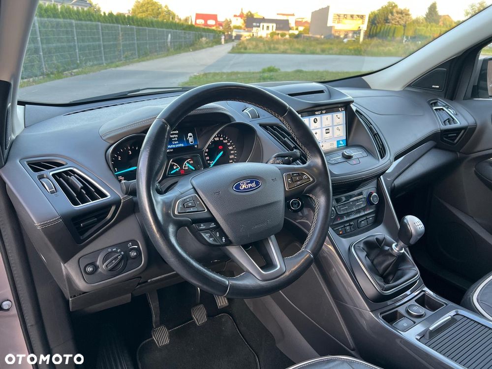 Ford Kuga - 16