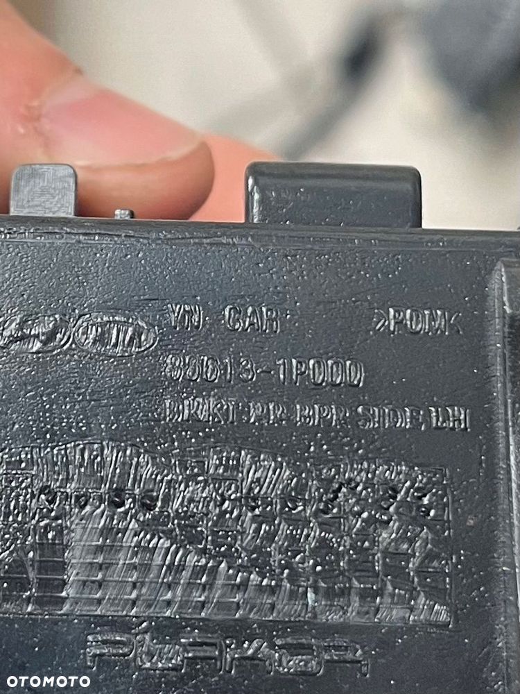 kia venga ślizg mocowanie zderzaka tył lewy 86613-1p000 - 3