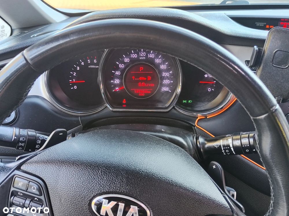 Kia Ceed - 38
