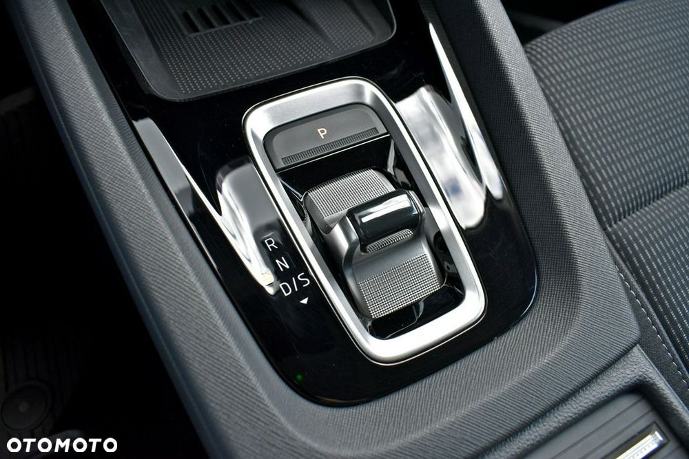 Skoda Octavia 1.5 TSI mHEV Selection DSG - 27