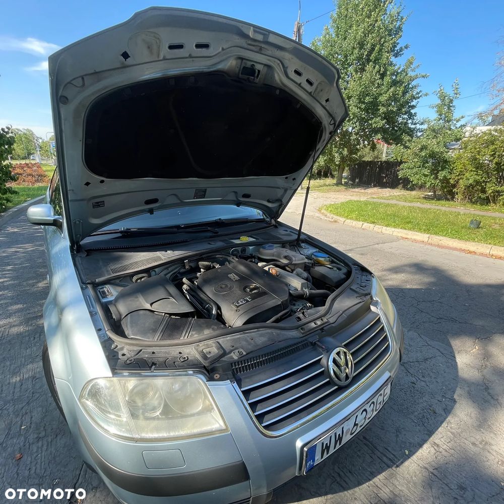 Volkswagen Passat 1.8T Comfortline - 30