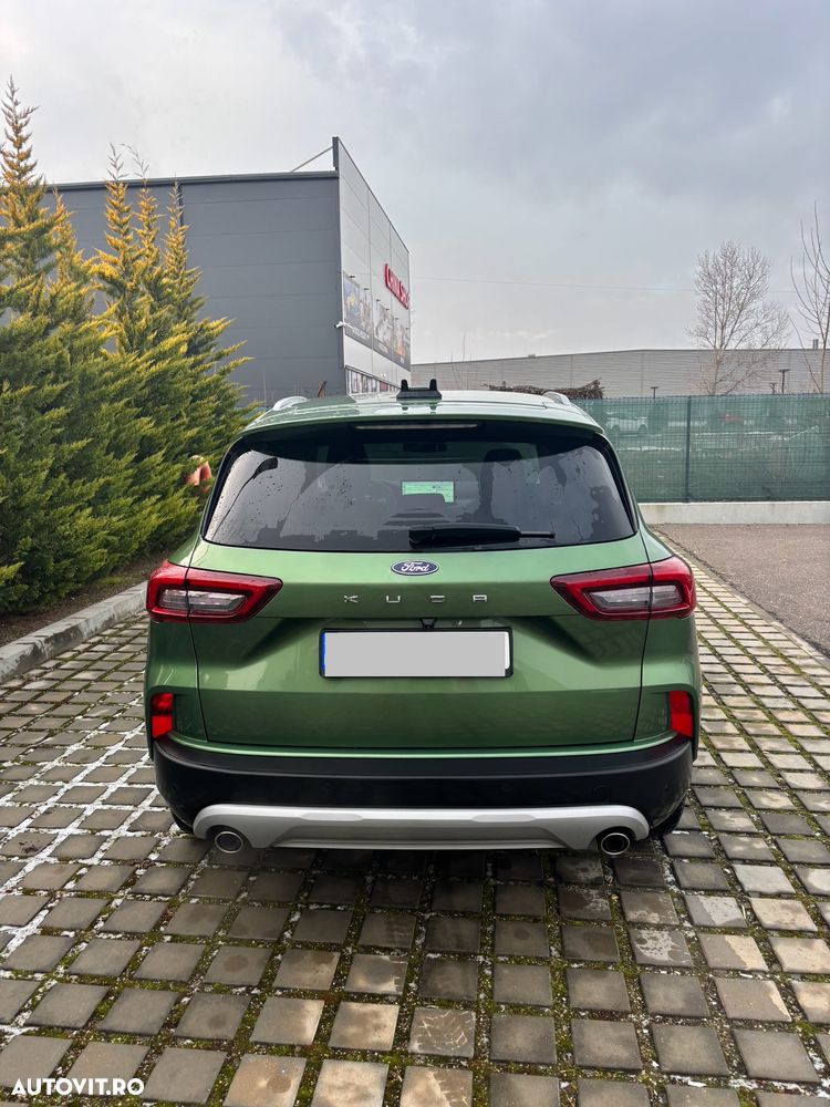 Ford Kuga 1.5 EcoBoost A8 FWD Titanium - 3