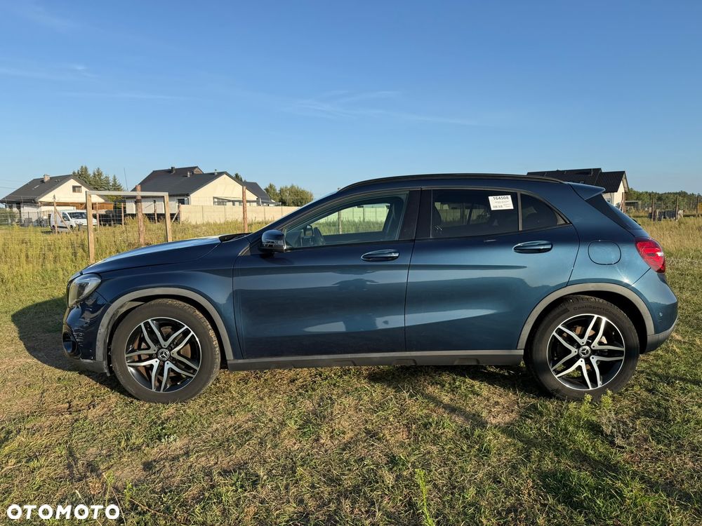 Mercedes-Benz GLA 200 7G-DCT Activity Edition - 31
