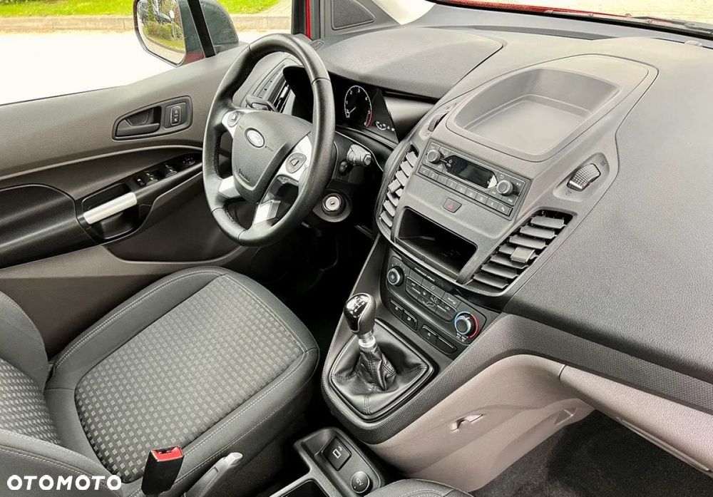 Ford Tourneo Connect 1.5 TDCi Start-Stop Titanium - 20
