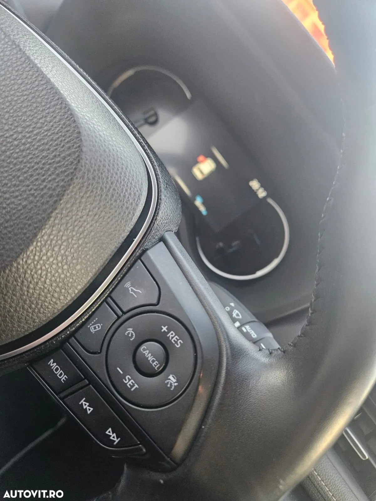 Toyota RAV4 - 10