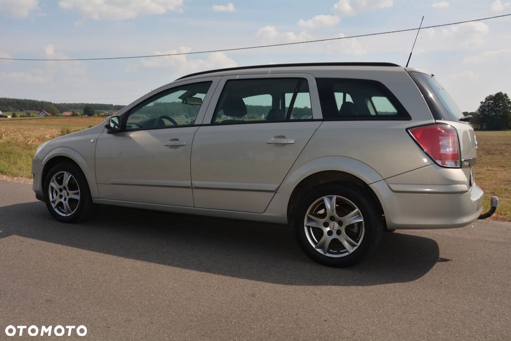 Opel Astra III 1.9 CDTI Enjoy - 3