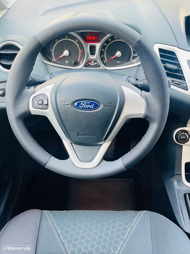 Ford Fiesta 1.4 TDCi Titanium - 21