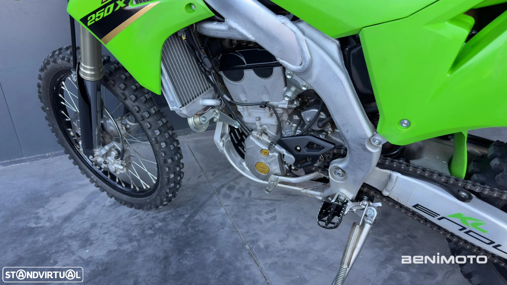 Kawasaki KX 250 X - 16