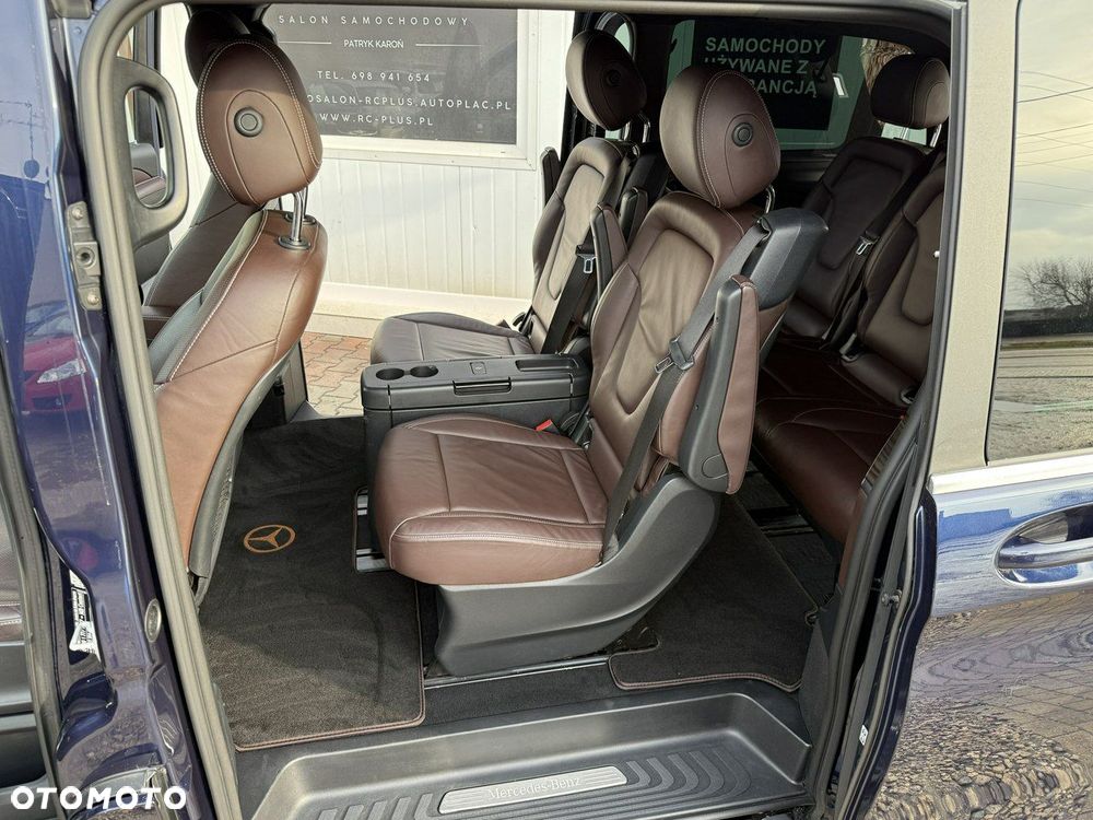 Mercedes-Benz Klasa V - 20