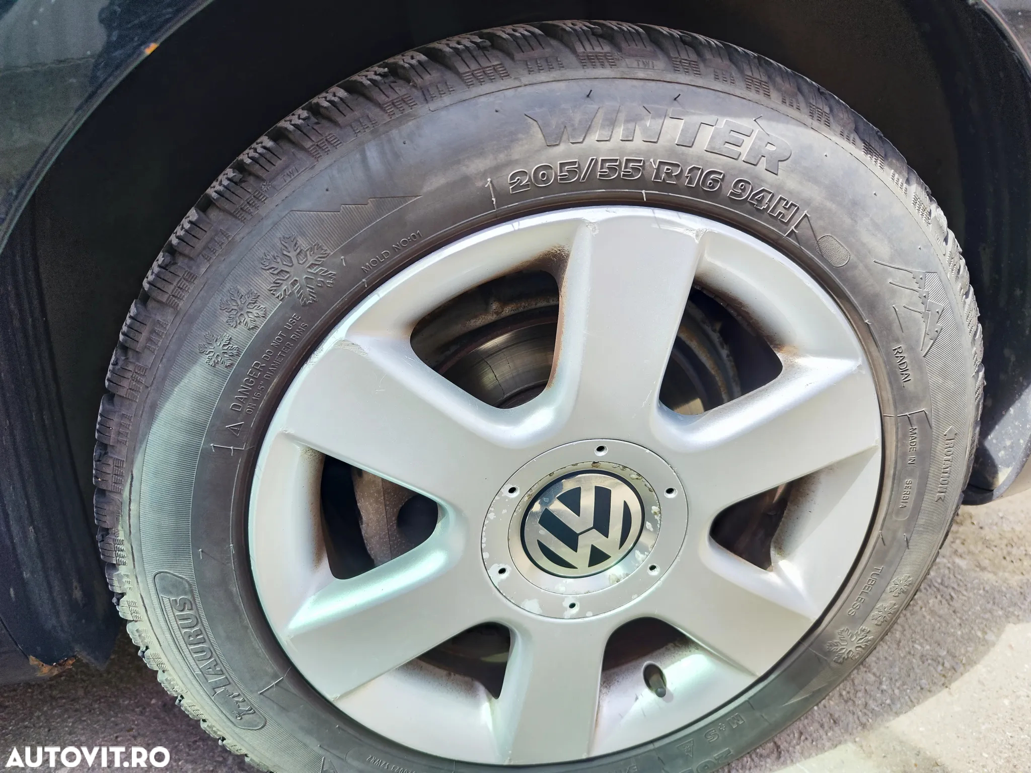 Volkswagen Touran 2.0 TDI Highline - 19