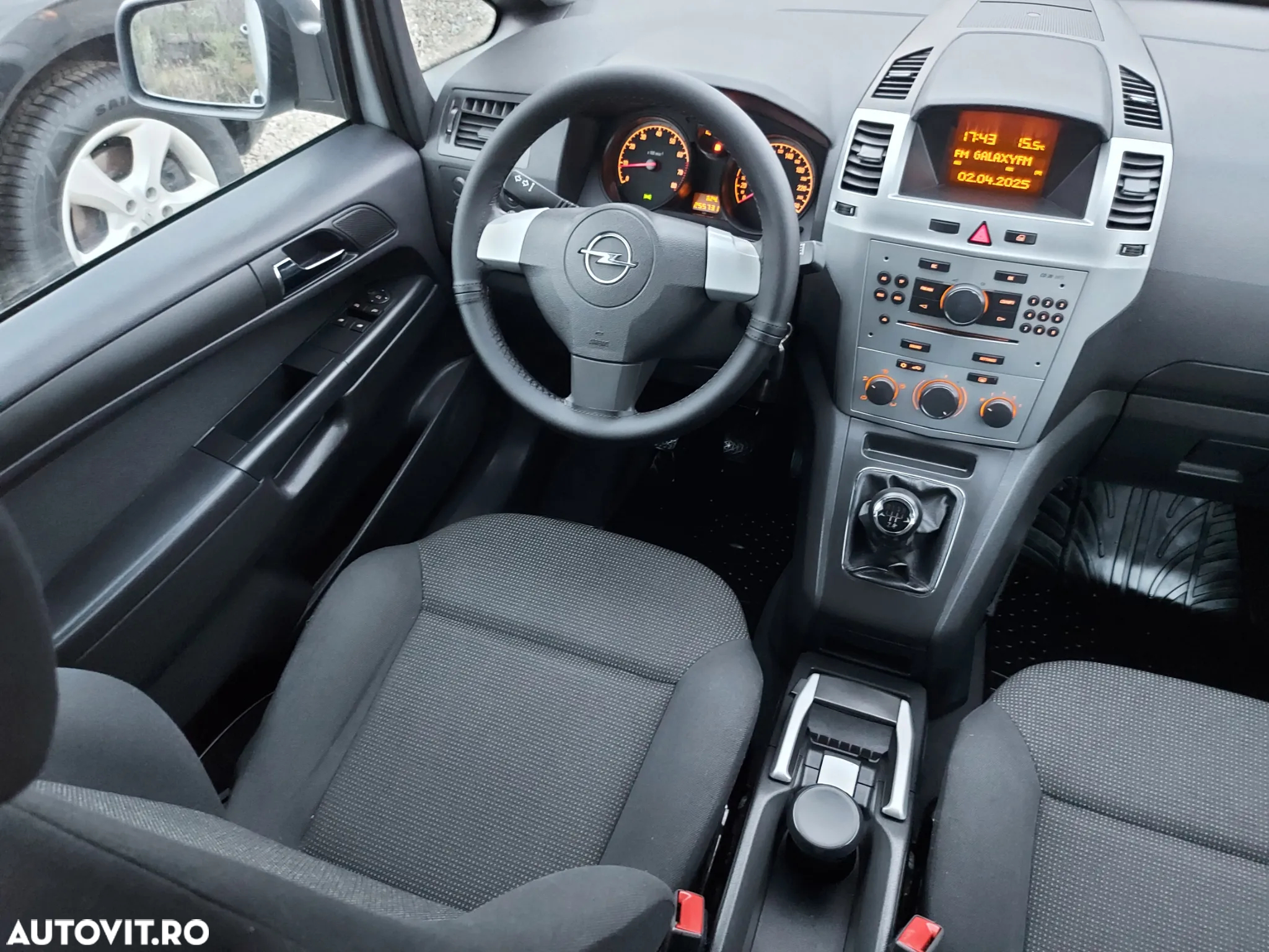 Opel Zafira - 6
