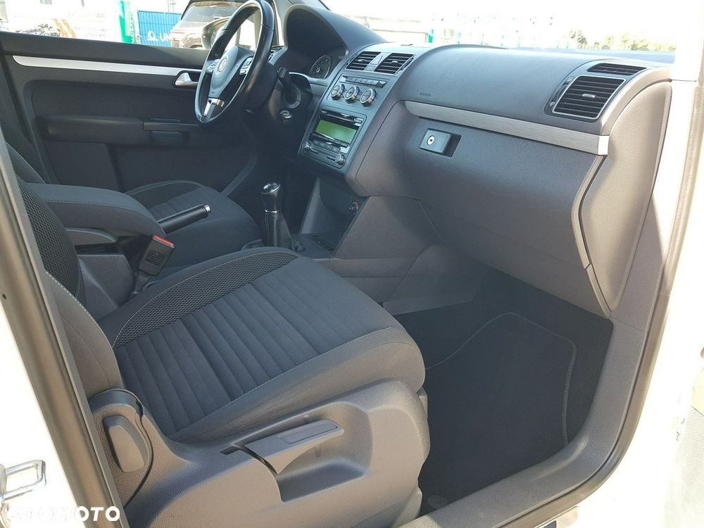 Volkswagen Touran 1.4 TSI Cup - 16