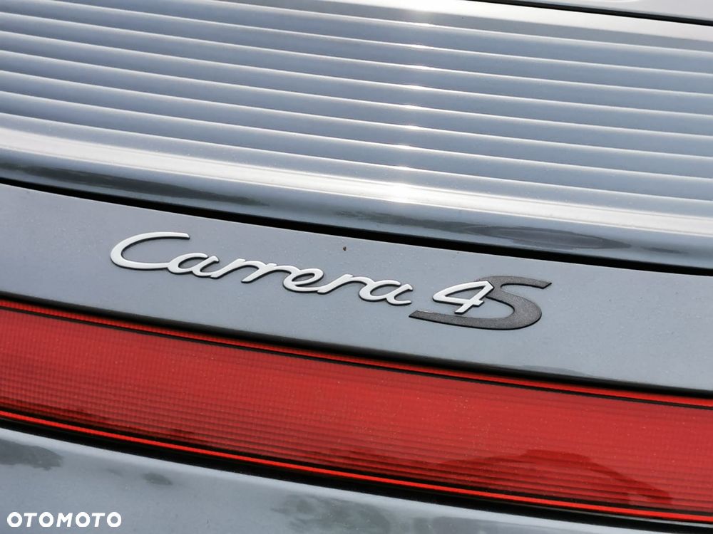 Porsche 911 Carrera 4 S Tiptronic - 33