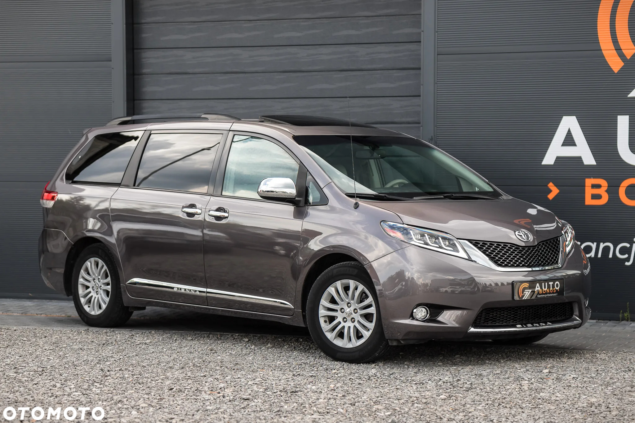 Toyota Sienna 3.5 V6 XLE AWD - 7