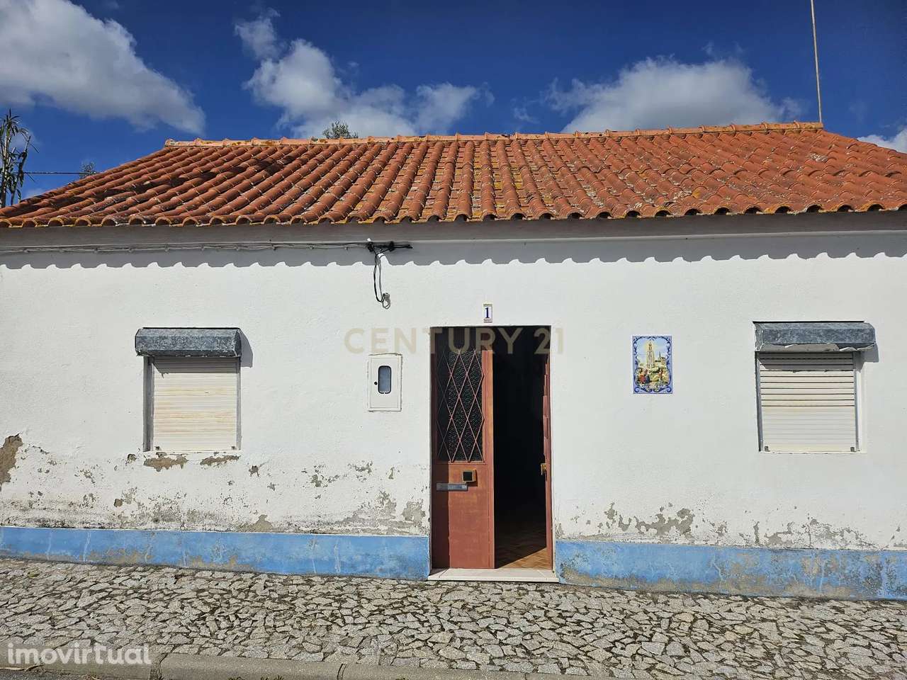 Moradia T2+1 com Garagem, Anexo e Quintal - Oportunidade de Investimen - Grande imagem: 3/37