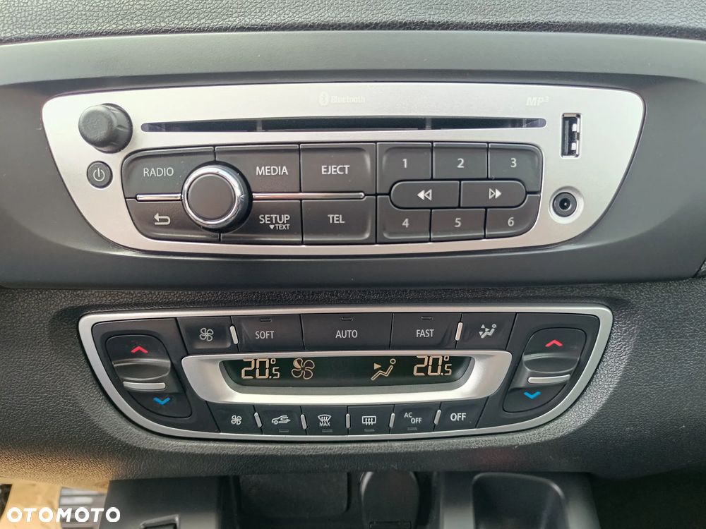 Renault Scenic 1.6 16V 110 TomTom Edition - 27