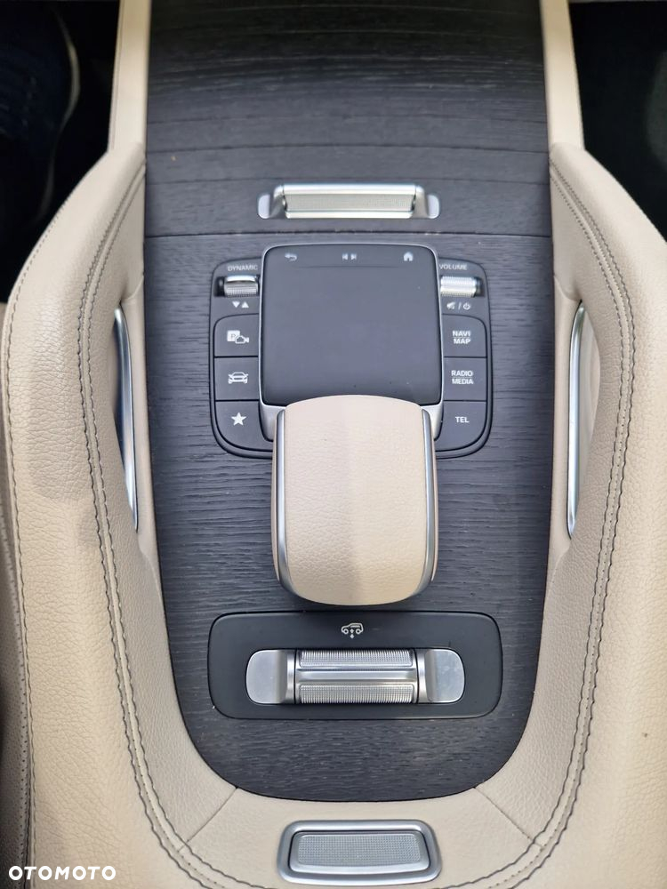 Mercedes-Benz GLE - 16